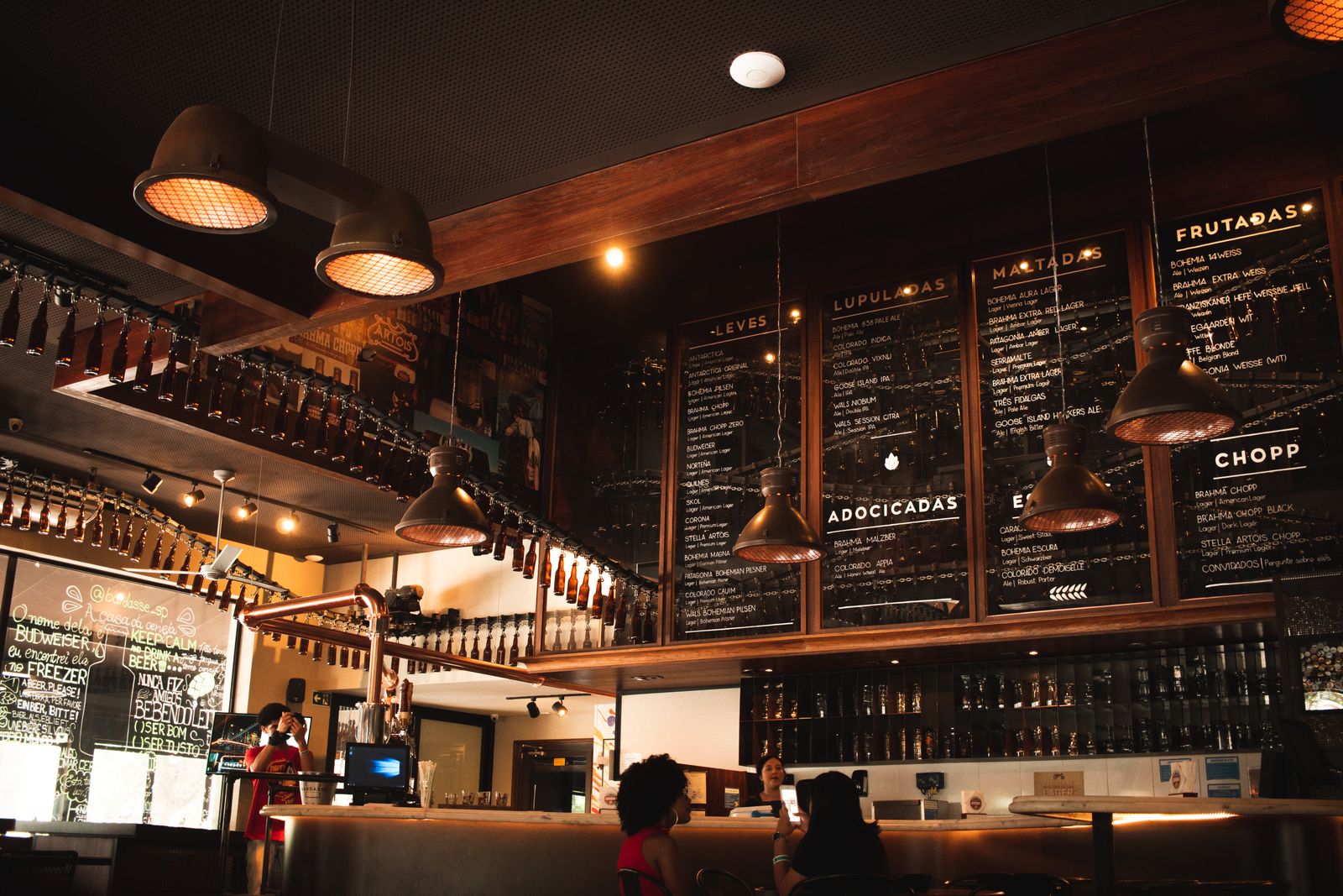 TiaNina Pizza and Pasta dining room